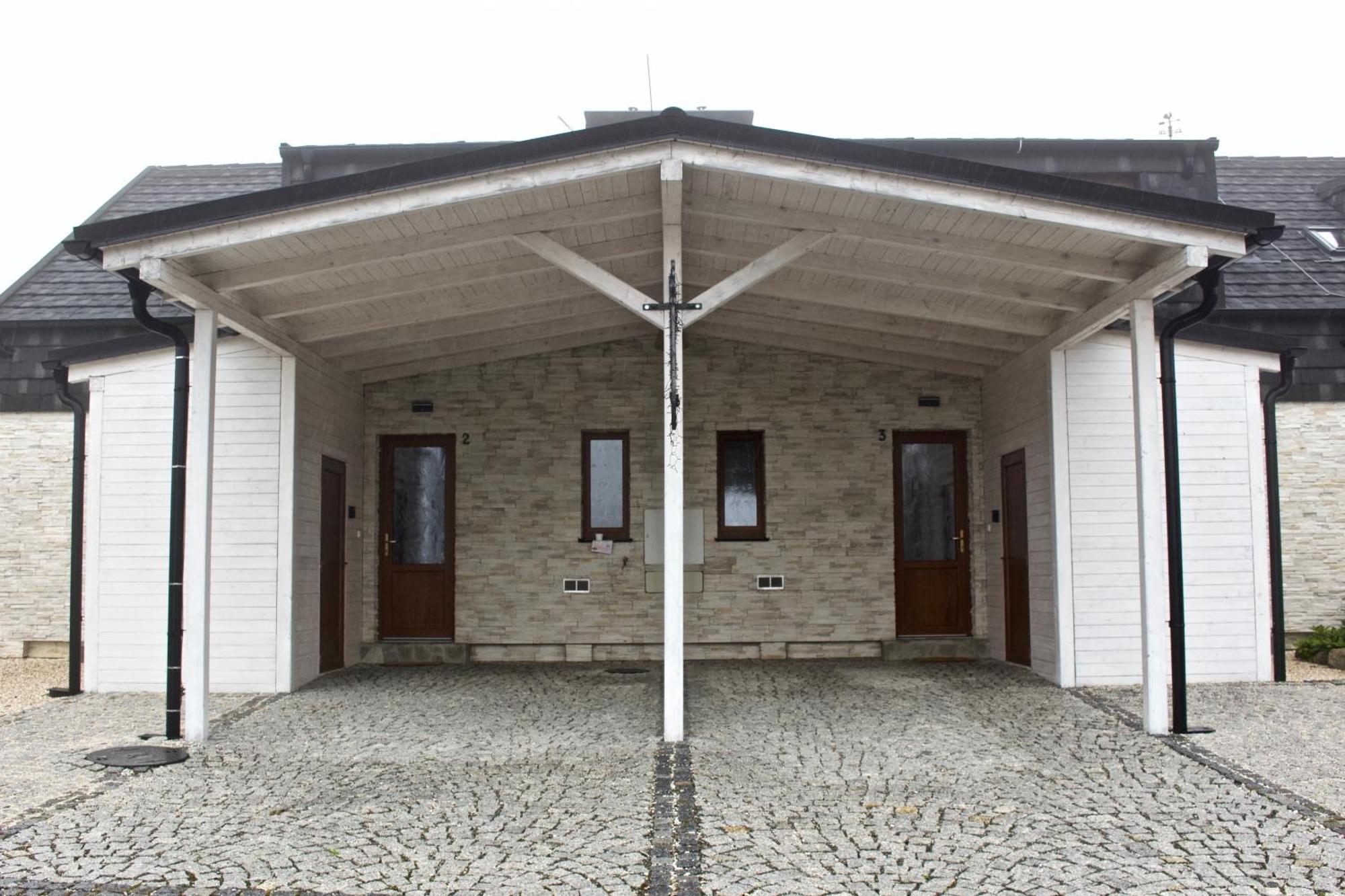 Casas Confort 256 Bozi Dar Luaran gambar